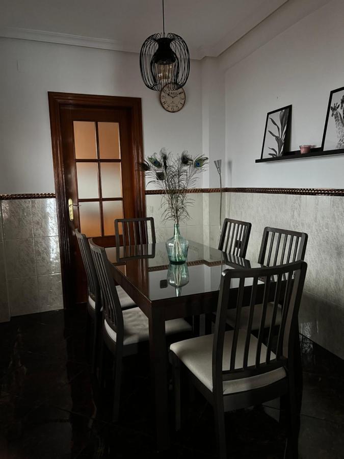 Las Parras House - Casa En Torredelcampo Eksteriør bilde
